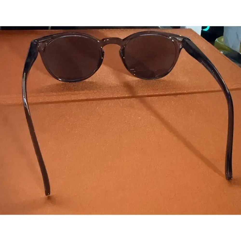 Peepers by PeeperSpecs Boho Reader Sunglasses +1.50 Womens Round Fashion